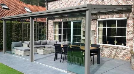 Laat Zonweringstunter.nl uw terrasoverkapping plaatsen
