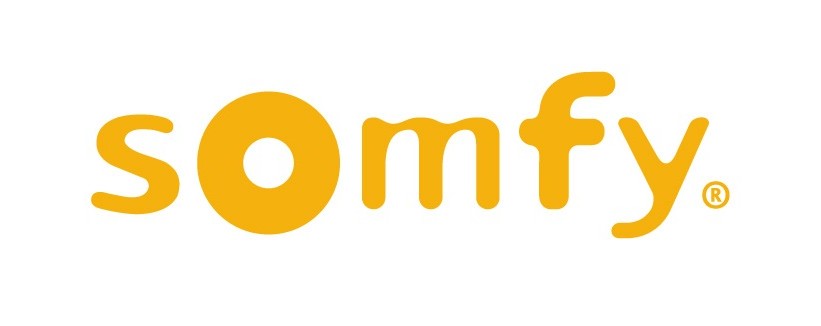 Gele logo-tekst 'somfy' met geregistreerd-merkteken